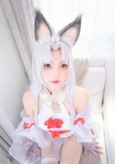 厨房大战刚结婚的少妇在线观看