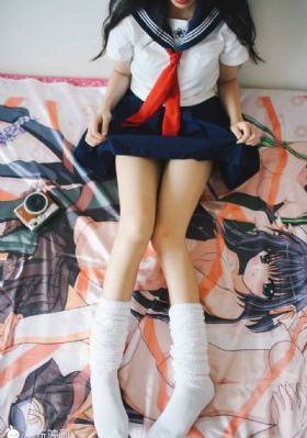凸稳藏偷窥女厕小便