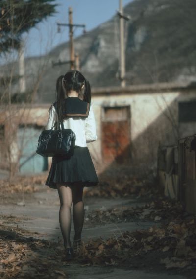 女人自摸视频