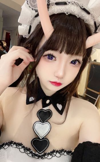 少年亚当