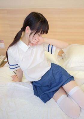 办公室里的女教师3