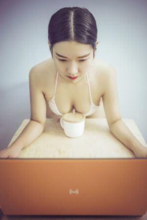 少妇2做爰hd韩国电影