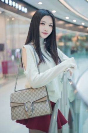 免费观看性生交大片两女一男