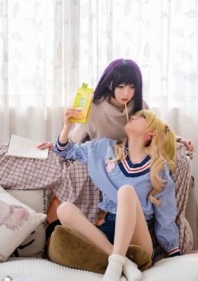美女露出让男生揉的小说