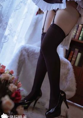 颜之月