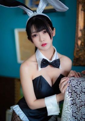 善良的妈妈的朋友