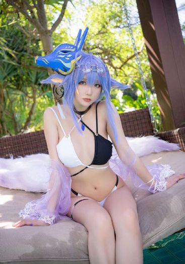 公和我在厨房添好爽了在线观看